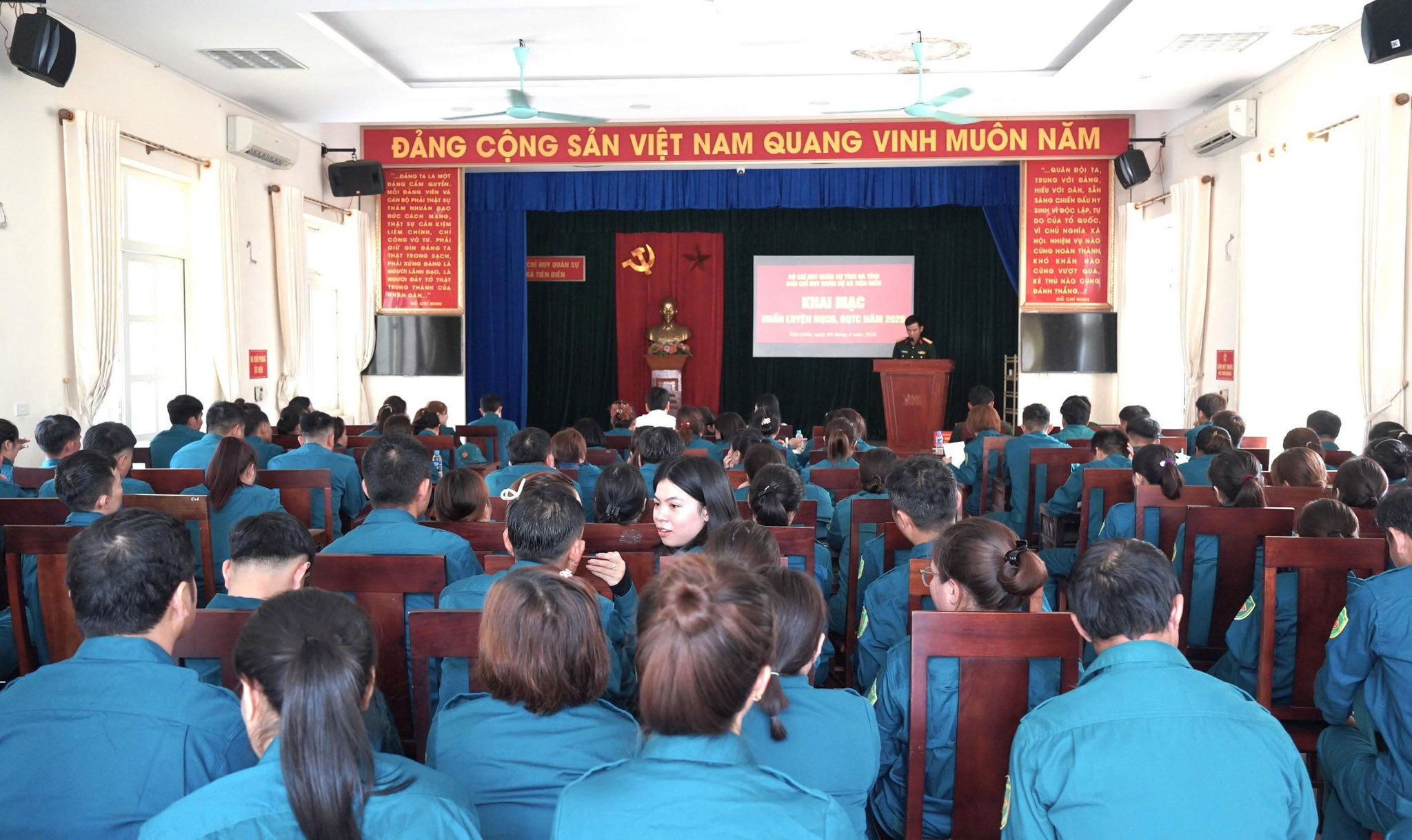 Xã Tiên Điền khai mạc huấn luyện dân quân cơ động, dân quân tại chổ năm 2026