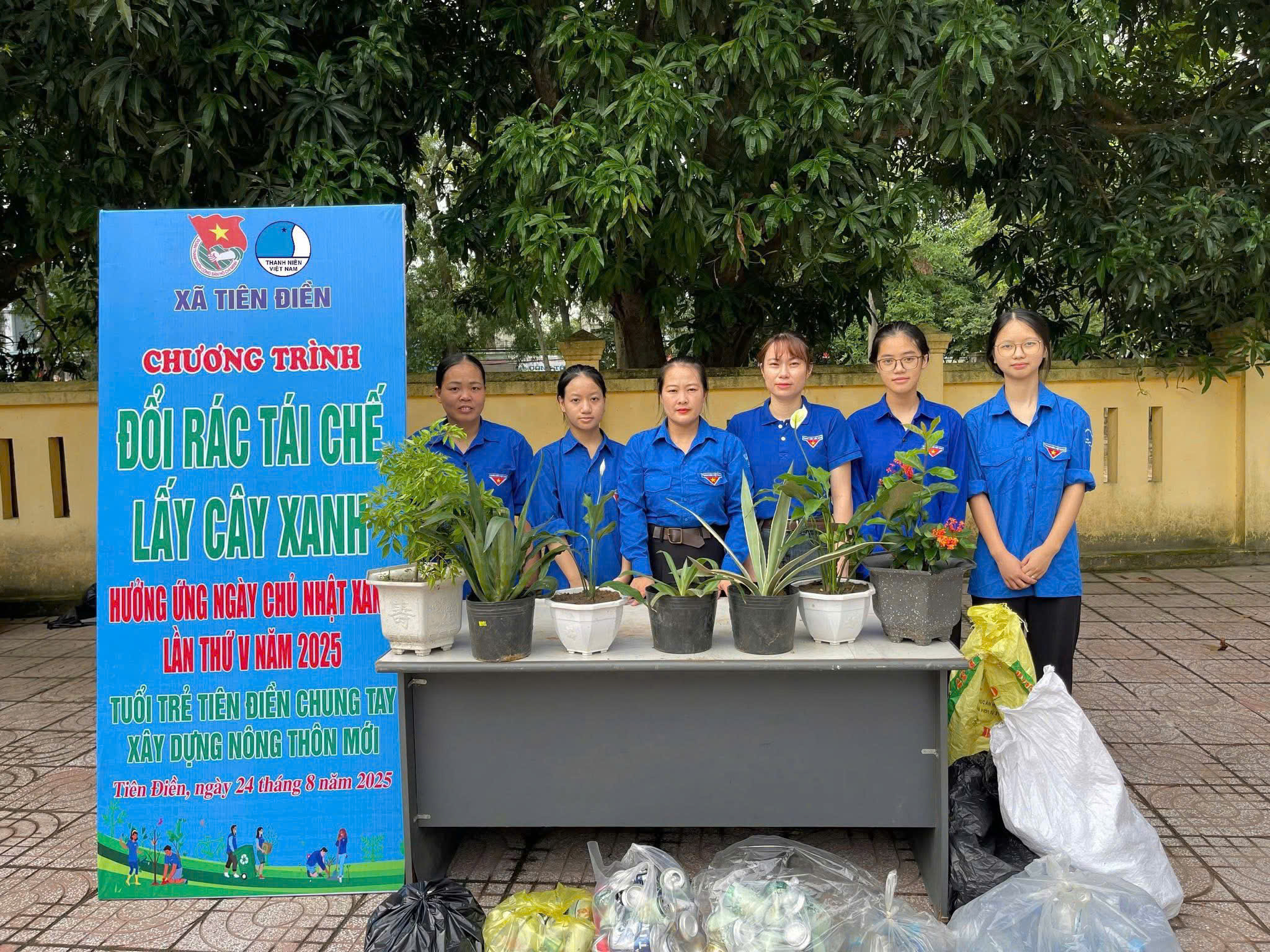 ĐỔI RÁC THẢI TÁI CHẾ LẤY CÂY XANH – HÀNH ĐỘNG NHỎ, Ý NGHĨA LỚN