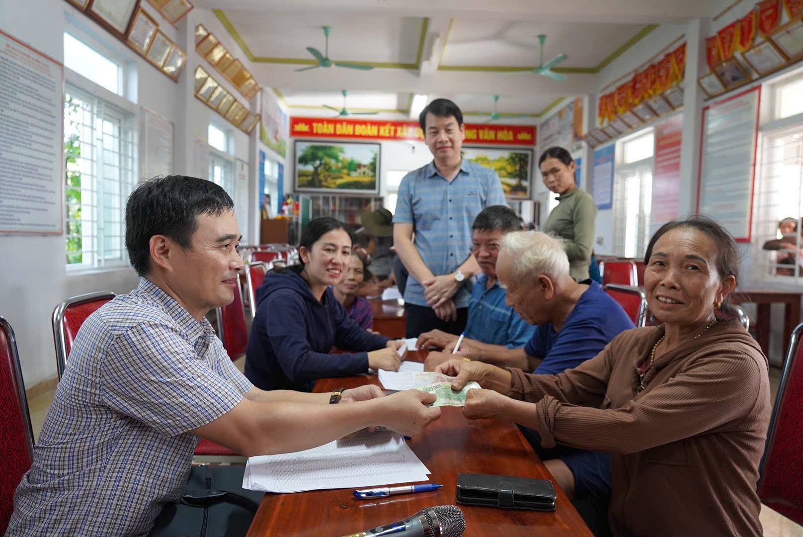 Lần đầu tiên đánh giá cơ quan nhà nước và công chức trên thang điểm 100