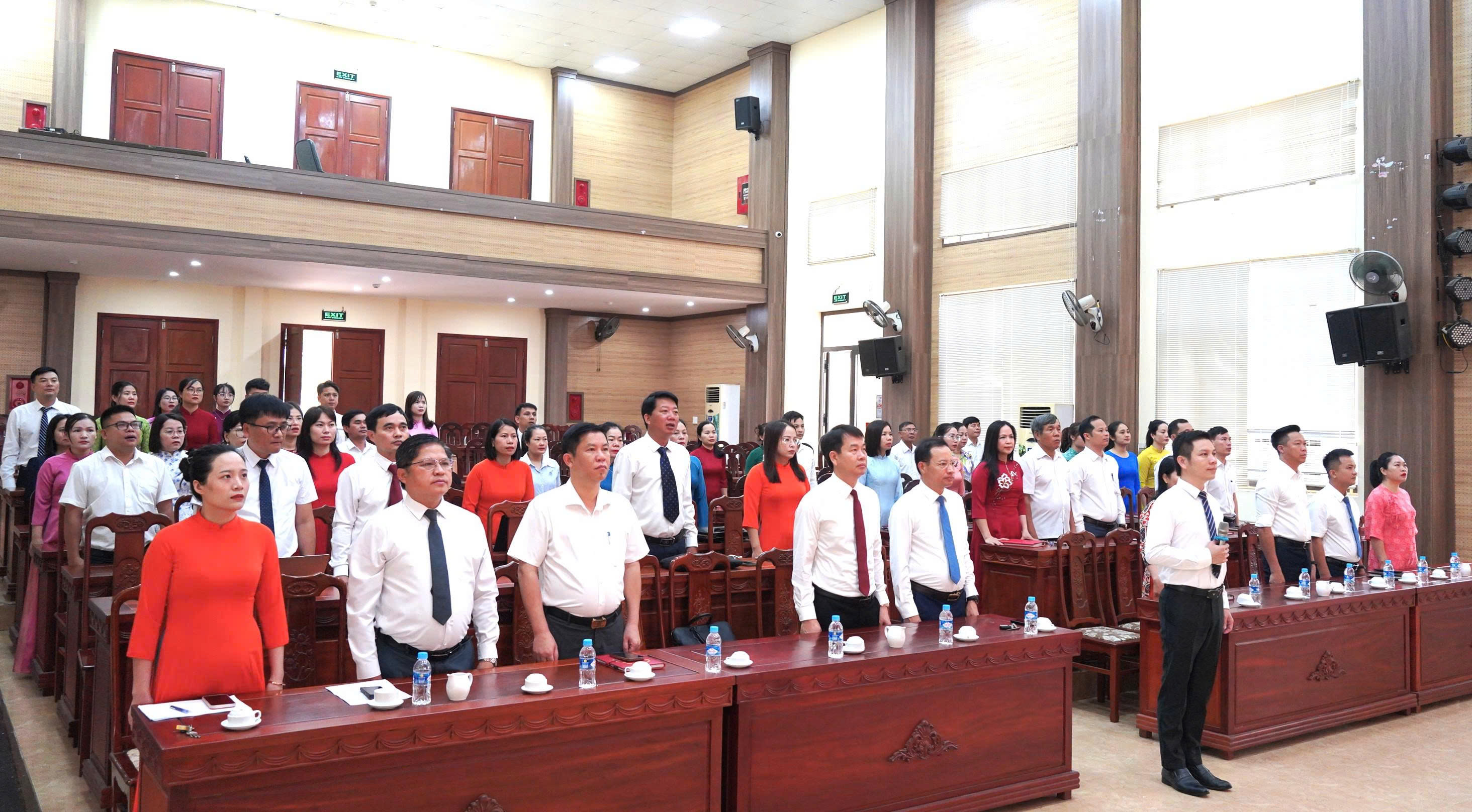 Xã Tiên Điền tổ chức Lễ Chào cờ đầu tháng  4 /2026