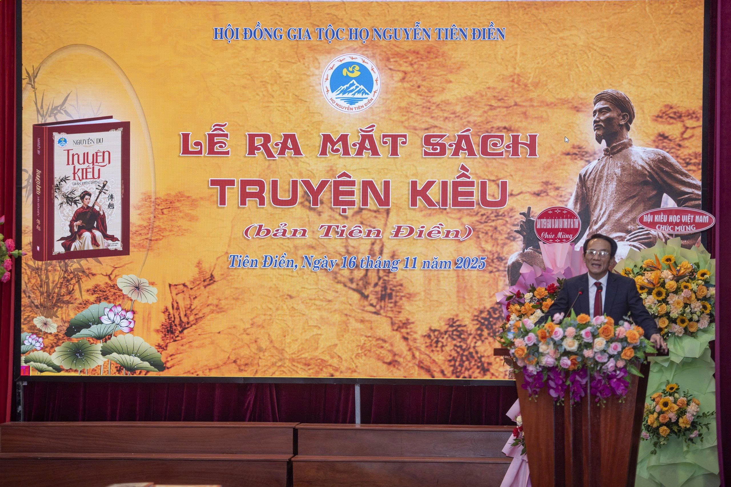 Ra mắt Truyện Kiều bản Tiên Điền: Hành trình khoa học - văn hóa và tinh thần giữ gìn di sản gia tộc, di sản quốc gia