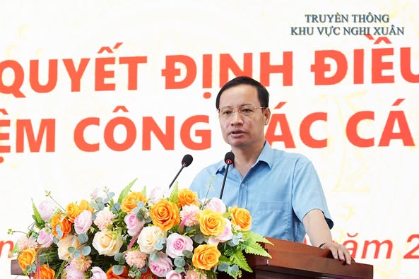 Ban Thường vụ Đảng ủy xã Tiên Điền vừa tổ chức lễ công bố các quyết định về công tác cán bộ.