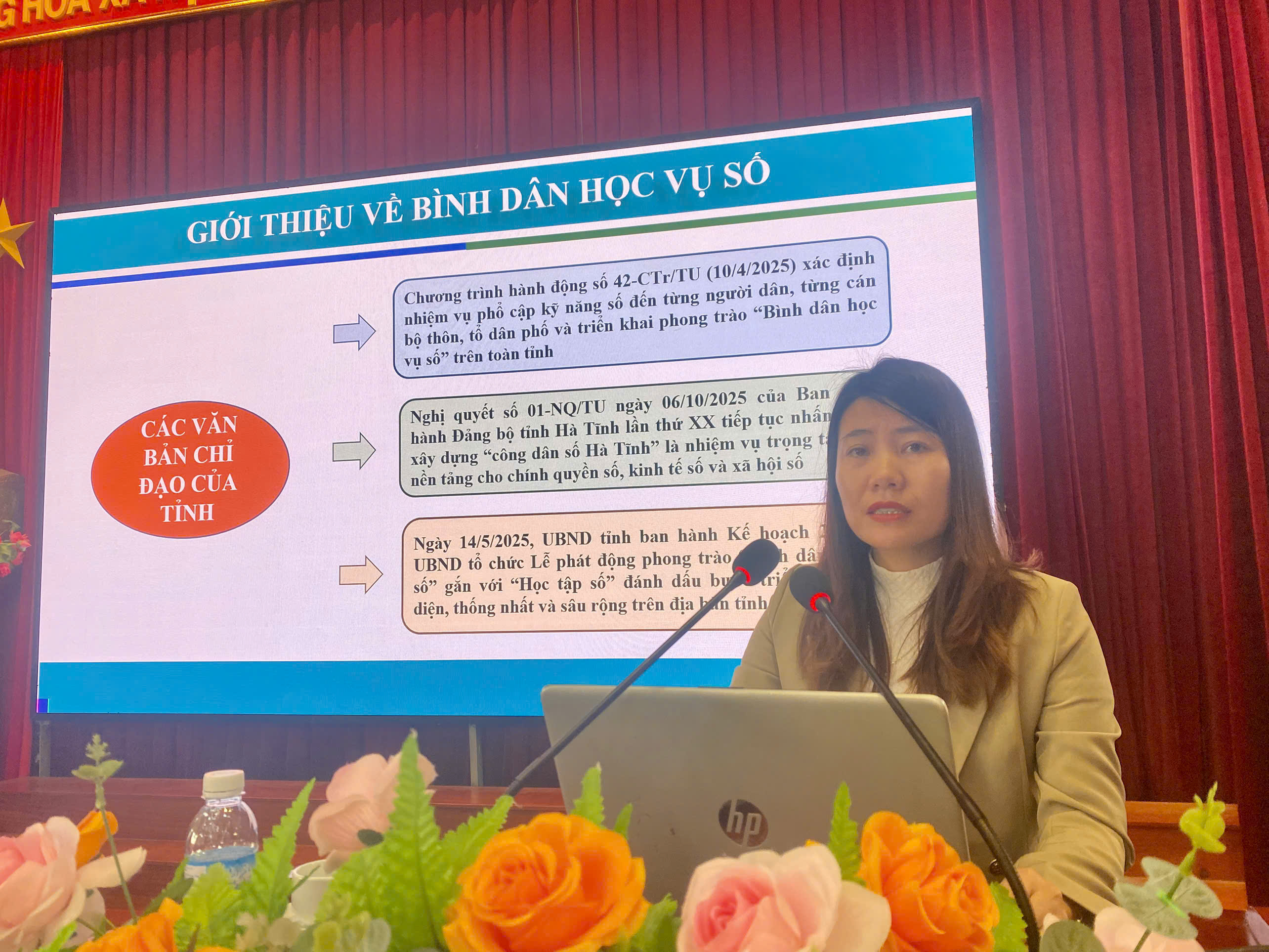 Xã Tiên Điền tổ chức tập huấn “Bình dân học vụ số” cho cấp uỷ các chi bộ, Tổ chuyển đổi số cộng đồng trên địa bàn