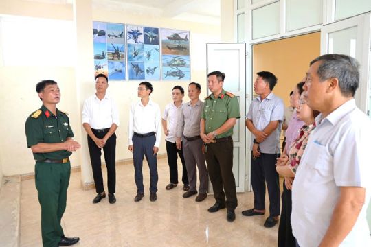 Ban Chỉ đạo Phòng không xã Tiên Điền triển khai công tác phục vụ kiểm tra của Quân khu và Ban chỉ đạo PKND Trung ương. 