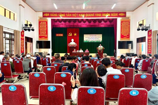 Đảng ủy xã Tiên Điền tổ chức sinh hoạt điểm chuyên đề "Giải pháp nâng cao chất lượng Đảng viên trong giai đoạn hiện nay" 