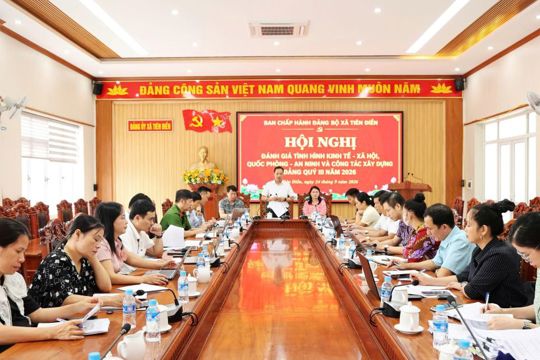 Phấn đấu hoàn thành mục tiêu tăng trưởng kinh tế đạt mức hai con số, tạo nền tảng vững chắc cho sự phát triển.