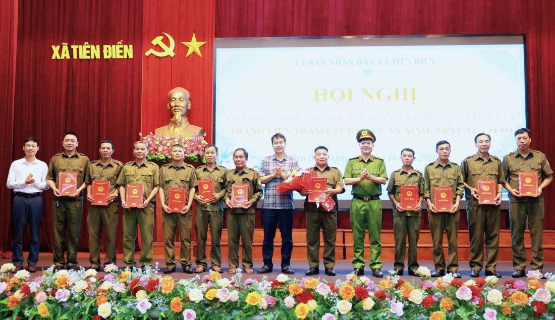 Hội nghị công bố quyết định kiện toàn lực lượng tham gia bảo vệ an ninh, trật tự ở cơ sở và gặp mặt, chia tay các thành viên thôi tham gia lực lượng