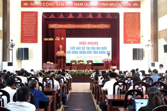 Tổ đại biểu số 8 HĐND tỉnh tiến hành tiếp xúc với cử tri xã Tiên Điền và Nghi Xuân.