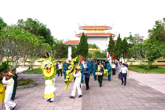 Lễ truy điệu và an táng hài cốt Liệt sỹ  Phan Khắc Mười  