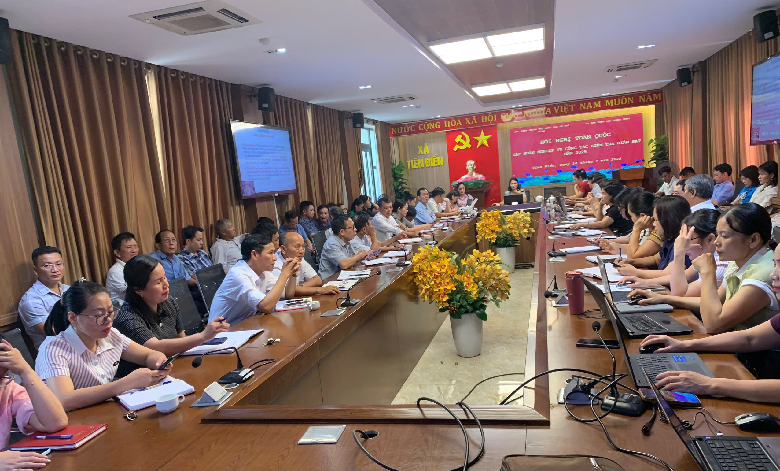 TẬP HUẤN CÔNG TÁC KIỂM TRA, GIÁM SÁT SAU SẮP XẾP ĐƠN VỊ HÀNH CHÍNH, VẬN HÀNH CHÍNH QUYỀN ĐỊA PHƯƠNG 2 CẤP 