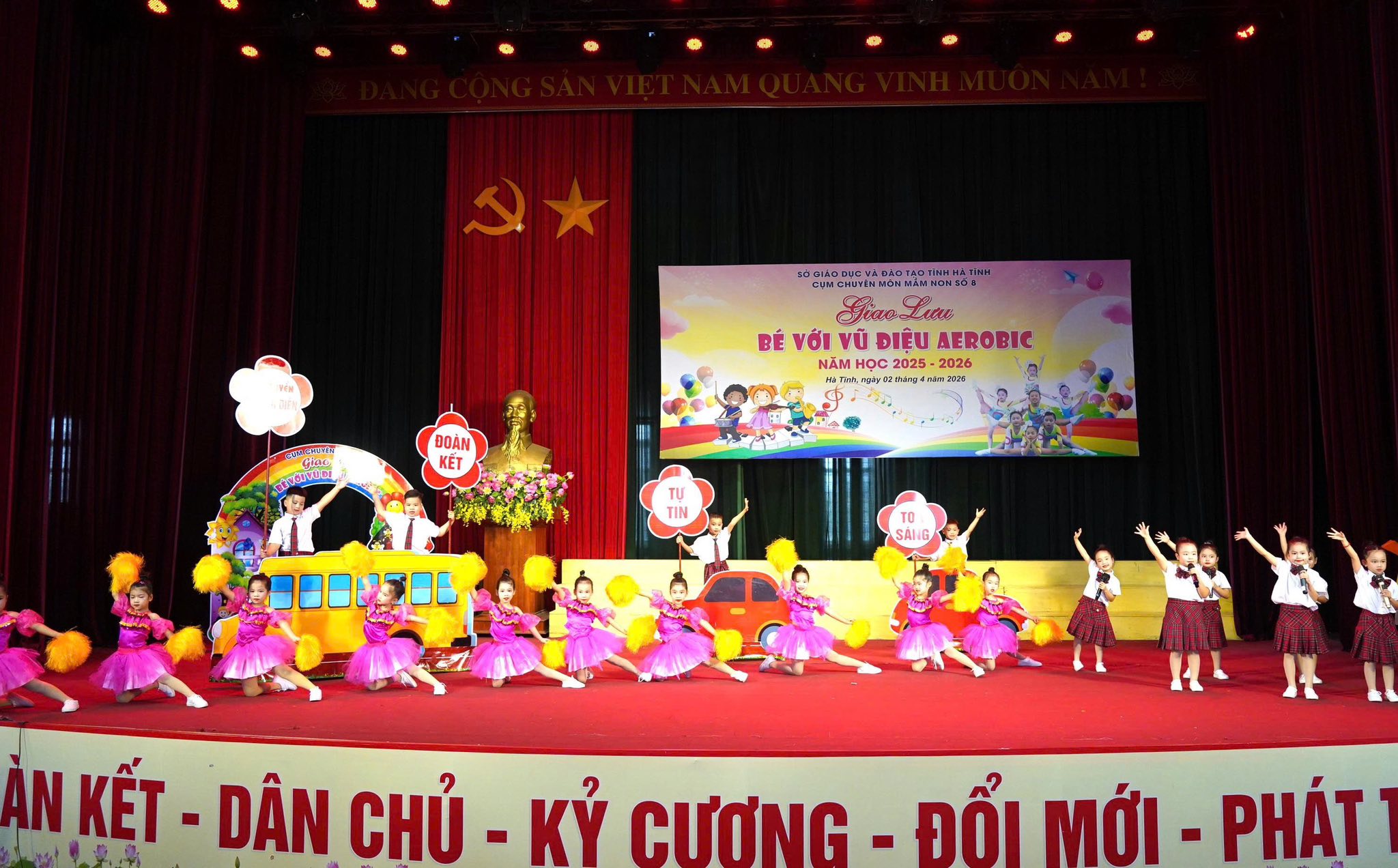 Sôi động và mãn nhãn chương trình “Bé với vũ điệu Aerobic” cụm chuyên môm mầm non số 8 năm học 2025 – 2026