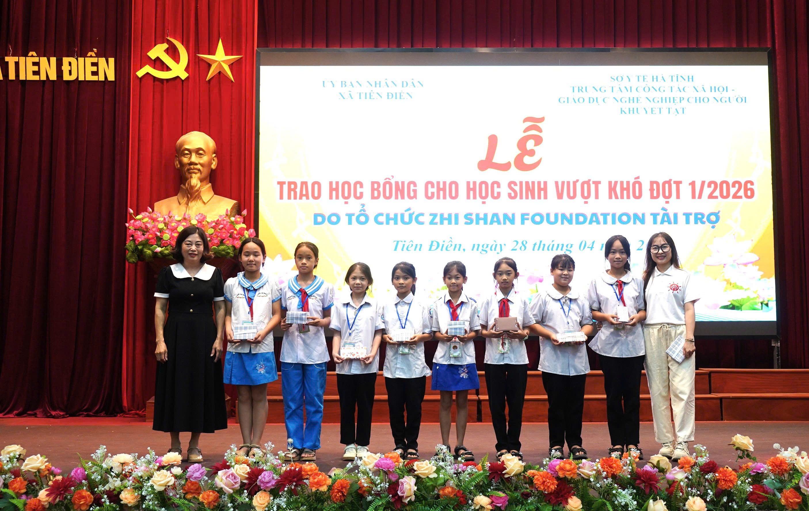 Zhi Shan Foundation tiếp sức đến trường cho học sinh khó khăn