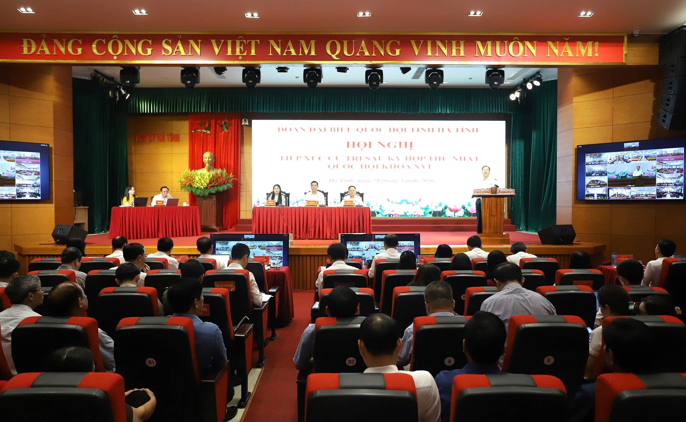 Chương trình tiếp xúc cử tri sau Kỳ họp thứ nhất, Quốc hội khóa XVI.