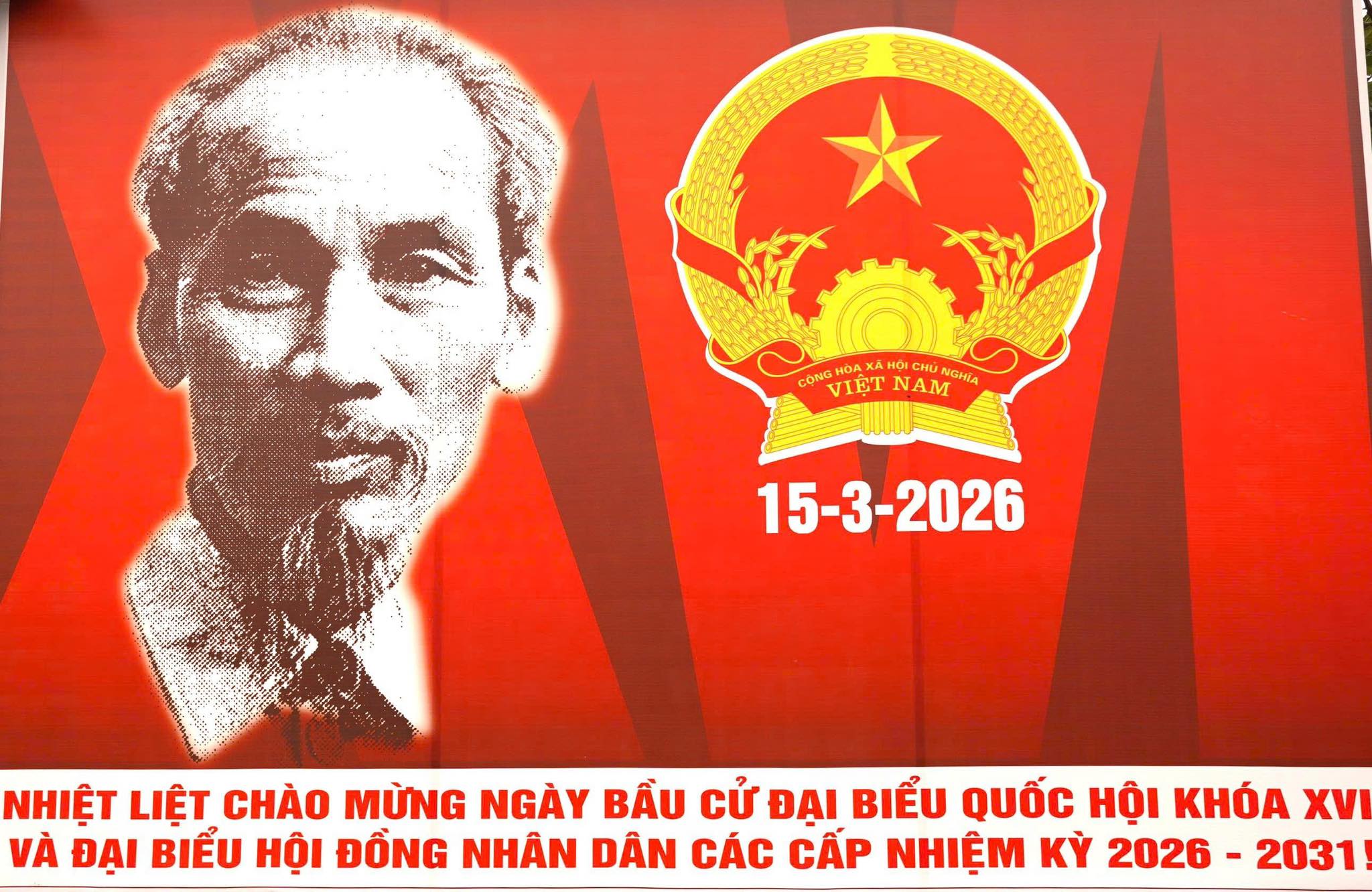 Cử tri Tiên Điền đi bỏ phiếu đạt 100%. 